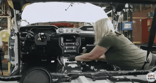 百家樂：夸爆小米SU7的福特CEO 要花300亿梭哈电车